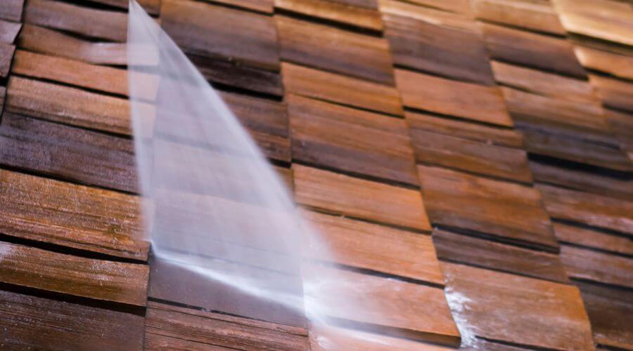 Expert flood damage restoration services in Caryville, FL